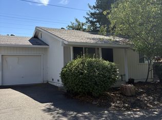 82 Woelfe Dr, Santa Rosa, CA 95403