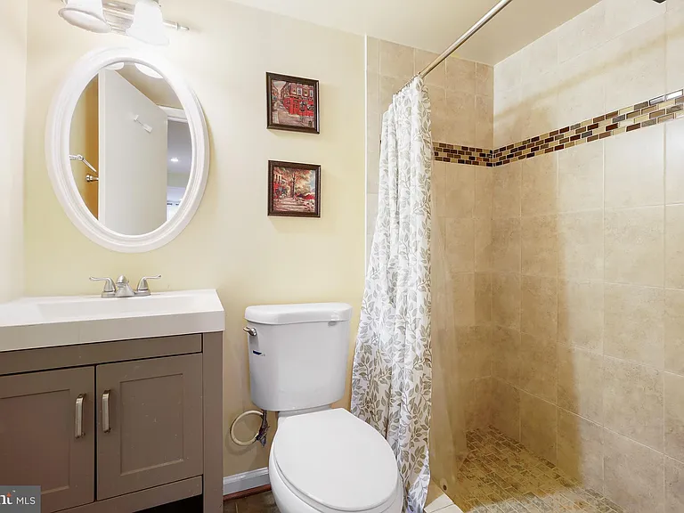 4453 Edan Mae Ct — Photo 23