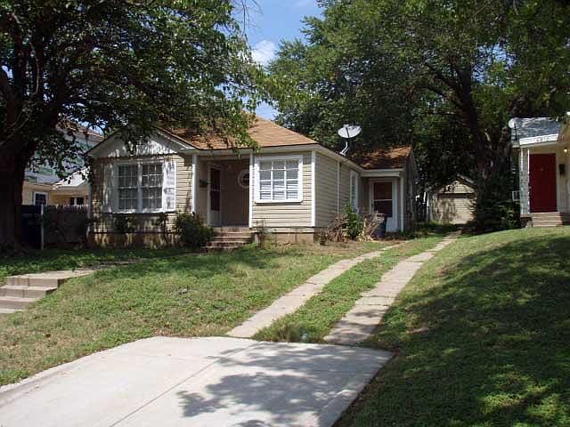 1st image of 4812 Birchman Ave