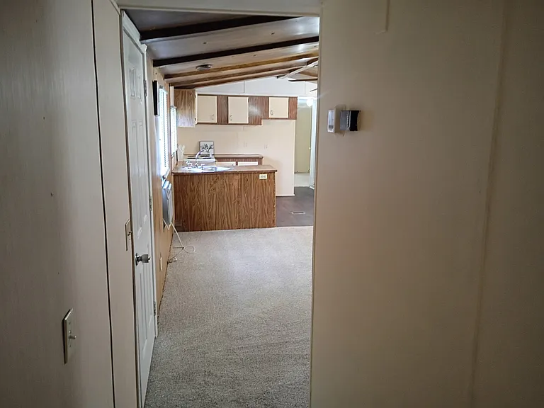 1711 Roscoe Howey Rd #B — Photo 2