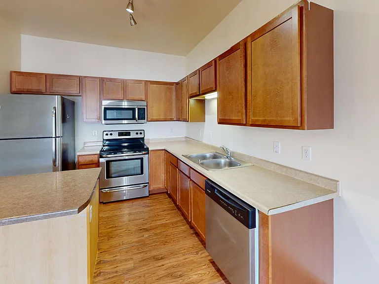 Cascades Apartments — Photo 45