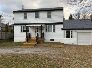 187 Twyn Rivers Dr, Pickering, ON L1V1E3