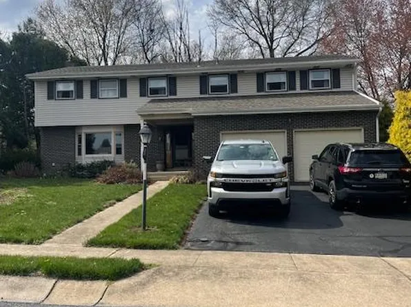 1628 Sherwood Rd, Reading, PA 19610