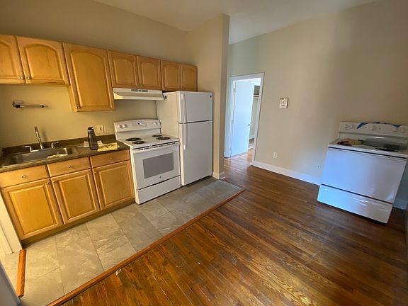 2nd image of 896 Huntington Ave APT 7