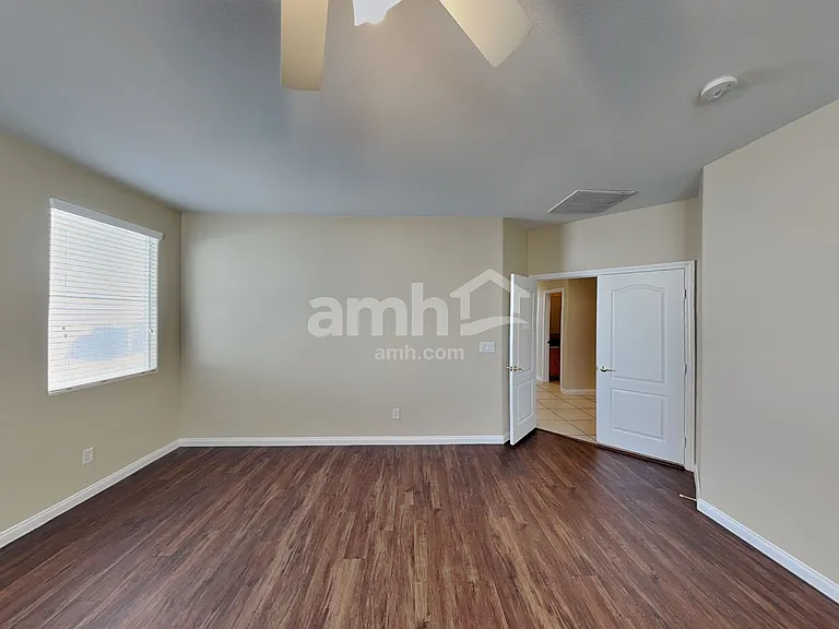 903 Golden Poppy St — Photo 14