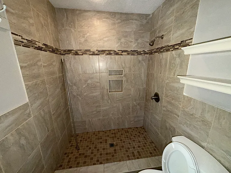 101 Angus Ct — Photo 22