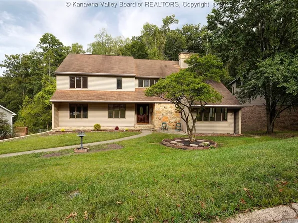 19 Brittany Woods Rd, Charleston, WV 25314