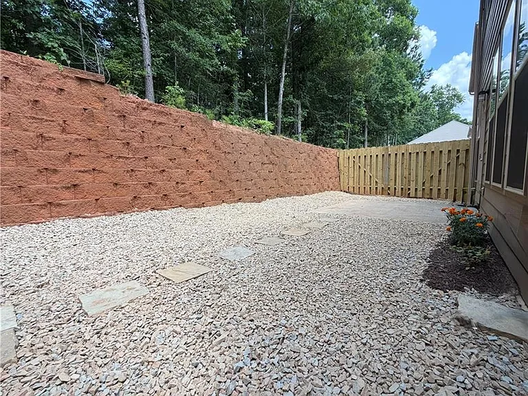 6215 Crested Moss Dr — Photo 31