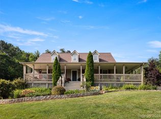 31 Foxwood Dr, Asheville, NC 28804