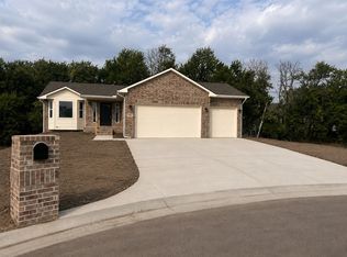 813 W Mourning Dove Ct, Andover, KS 67002