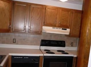 616 Boston Post Rd E APT 2, Marlborough, MA 01752