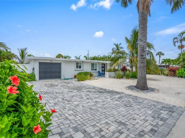 306 66th St, Holmes Beach, FL 34217