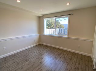 137 Saint Francis Blvd #A, Daly City, CA 94015