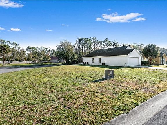 Big lot on the subdivision 