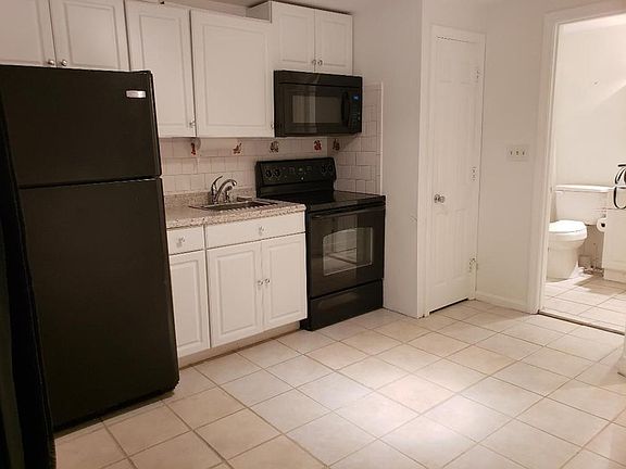 4th image of 72 Centre St Unit K