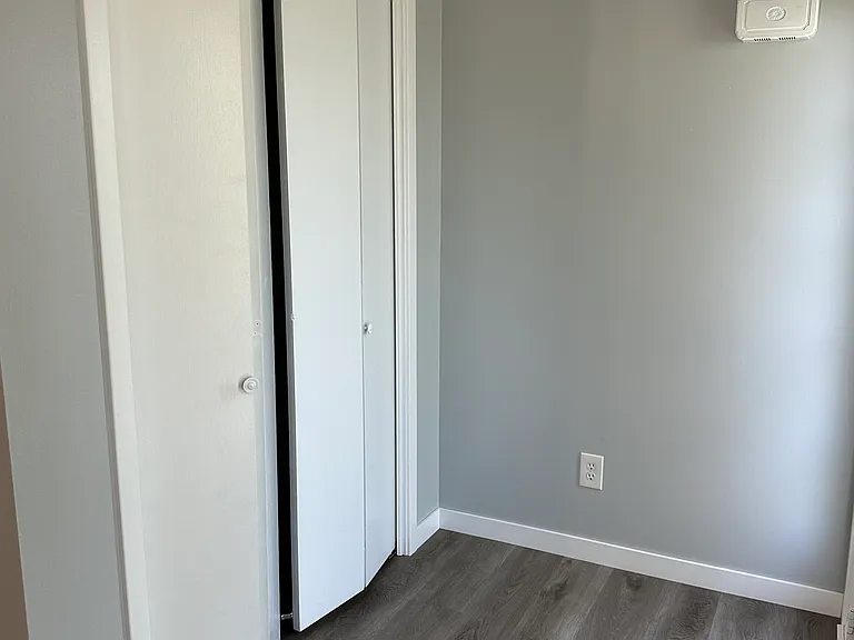 2711 Allison Ave — Photo 6