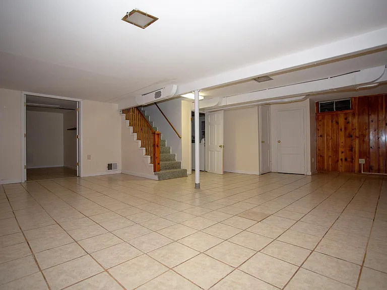 2849 Rogers Dr — Photo 16