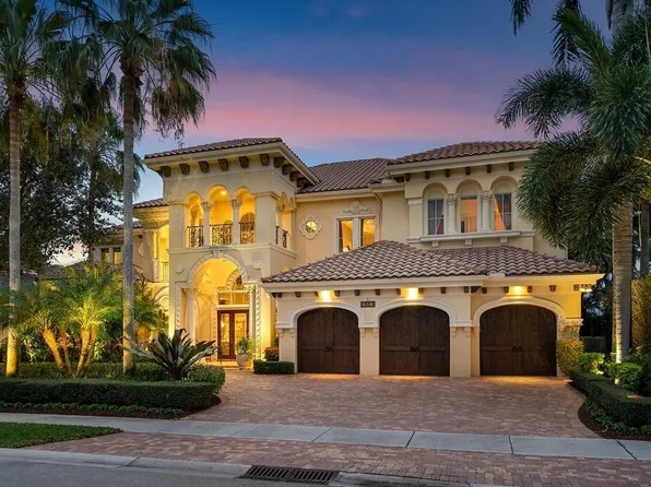 686 Hermitage Circle, Palm Beach Gardens, FL 33410