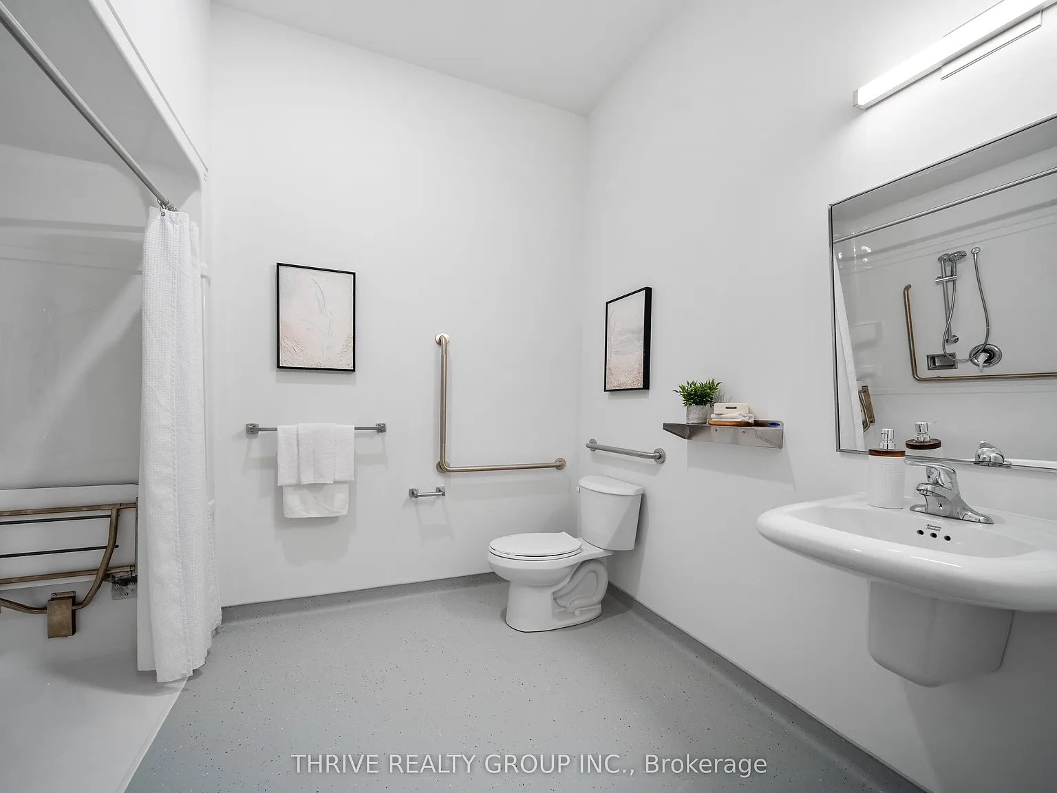 2 bed, $1,975 — Photo 4