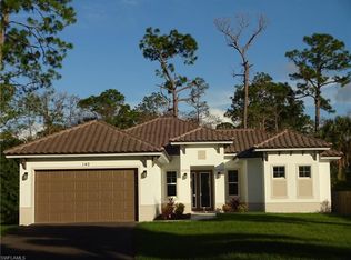 140 21st St NW, Naples, FL 34120