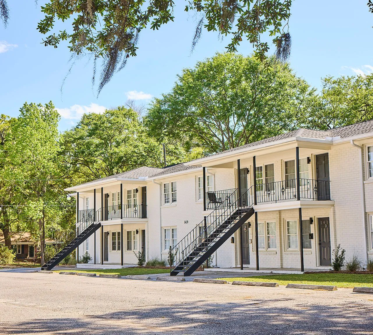 River Front Apartments — Photo 3