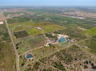 2680 County Road 389, Hobson, TX 78117