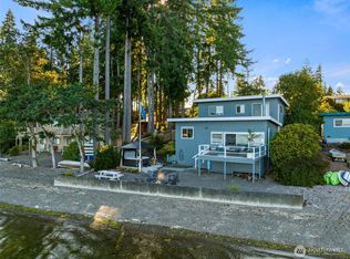 680 E Treasure Island Dr, Allyn, WA 98524