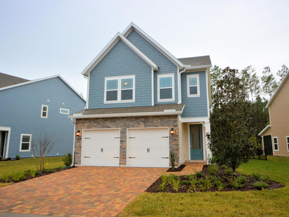 1st image of 154 Silver Creek Pl