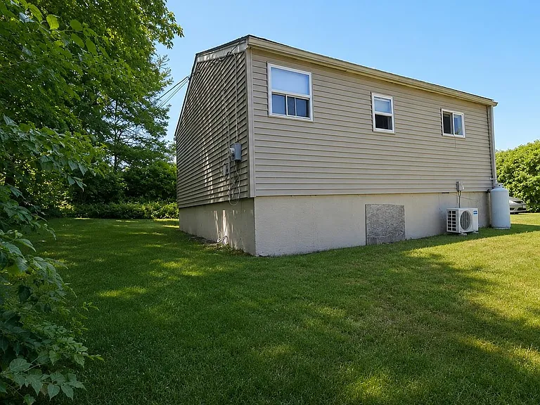 790 Sergeant Palmateer Way — Photo 11
