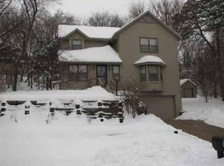 402 S 15th St, Fort Calhoun, NE 68023