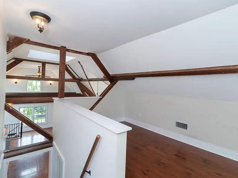 200 Whitfield St — Photo 3