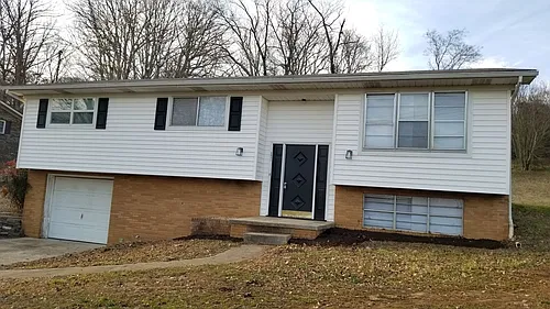 2568 Robin Cir Photo 1