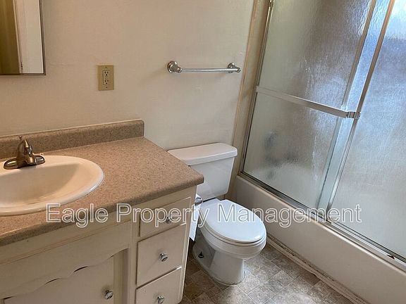 5th image of 2743 2nd Ave APT 3