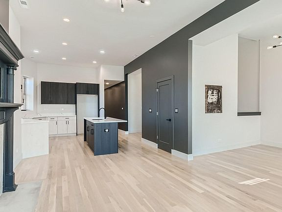 3rd image of 6435 S Maryland Ave #3