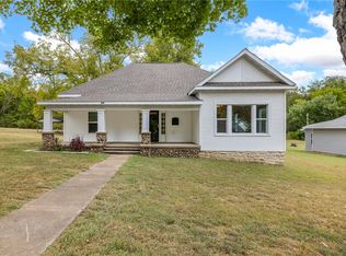 614 E Church Ave, Berryville, AR 72616