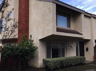 914 W Lamark Ln, Anaheim, CA 92802