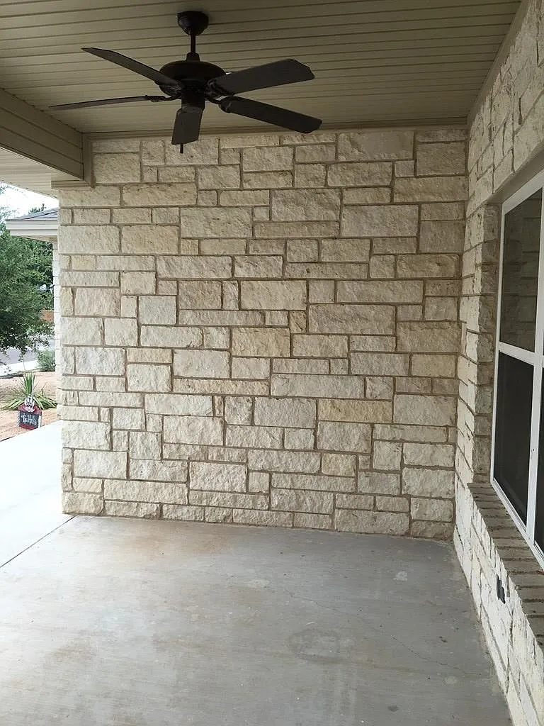 Building Photo - 1513 Club Dr