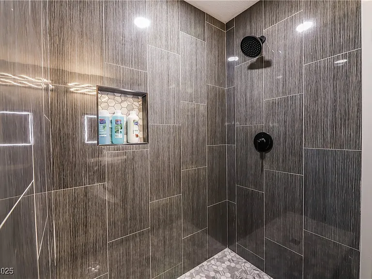 5301 Opuntia St — Photo 30