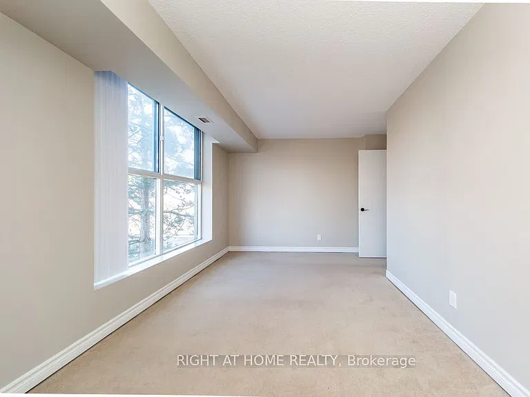 90 Dale Ave #301 — Photo 24