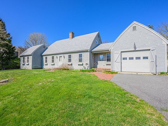 2nd image of 181 Elliott Road