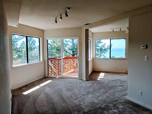 516 Monterey Rd #D Photo 1