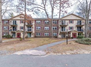 4 Autumn Leaf Dr APT 22, Nashua, NH 03060
