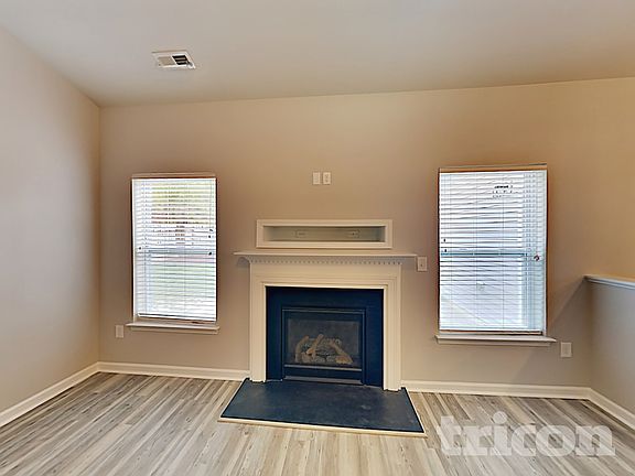 4th image of 156 Lakemont Dr