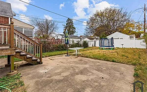 5923 Mimika Ave — Photo 9