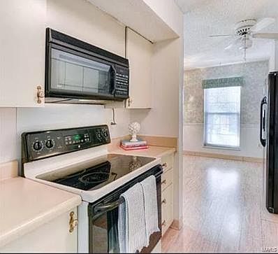 3rd image of 14471 Bantry Ln APT 9