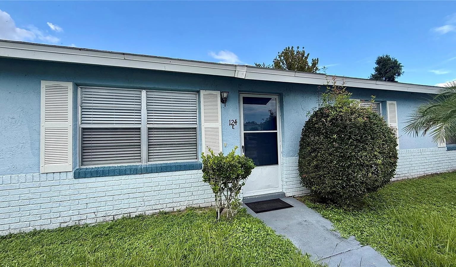 2 bed, 1.0 bath, 945 sqft, $1,400 — Photo 1