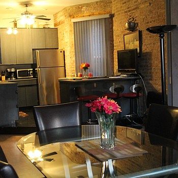 4th image of 3619 S Giles Ave #2