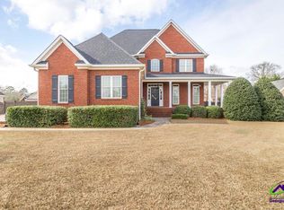 202 Avondale Cir, Warner Robins, GA 31088