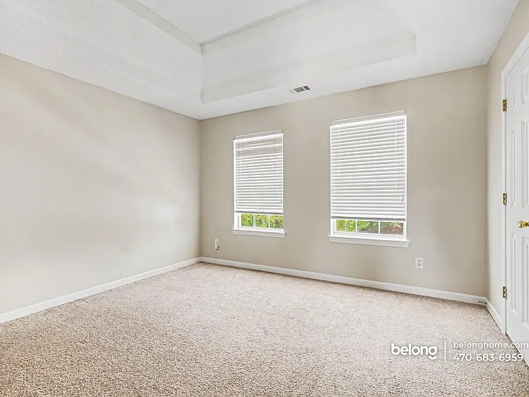 1439 Alice Ave — Photo 15