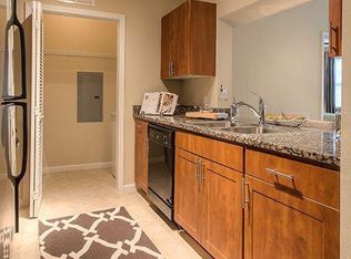 1110 Station Cir, Dedham, MA 02026